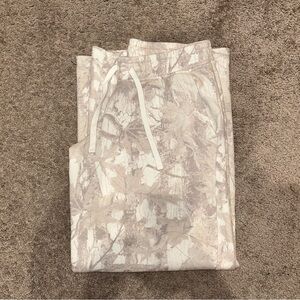 Hollister Women’s Straight Leg Sweatpants